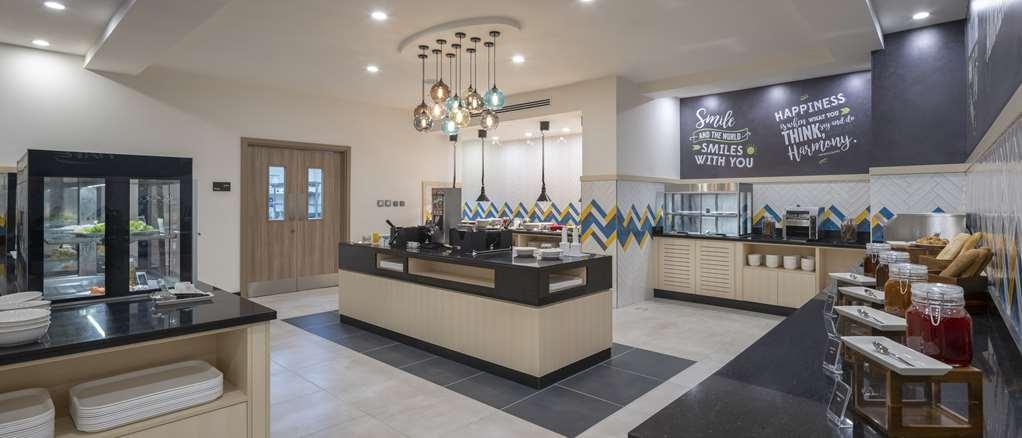 Hampton By Hilton Doha Old Town Hotel Bagian luar foto